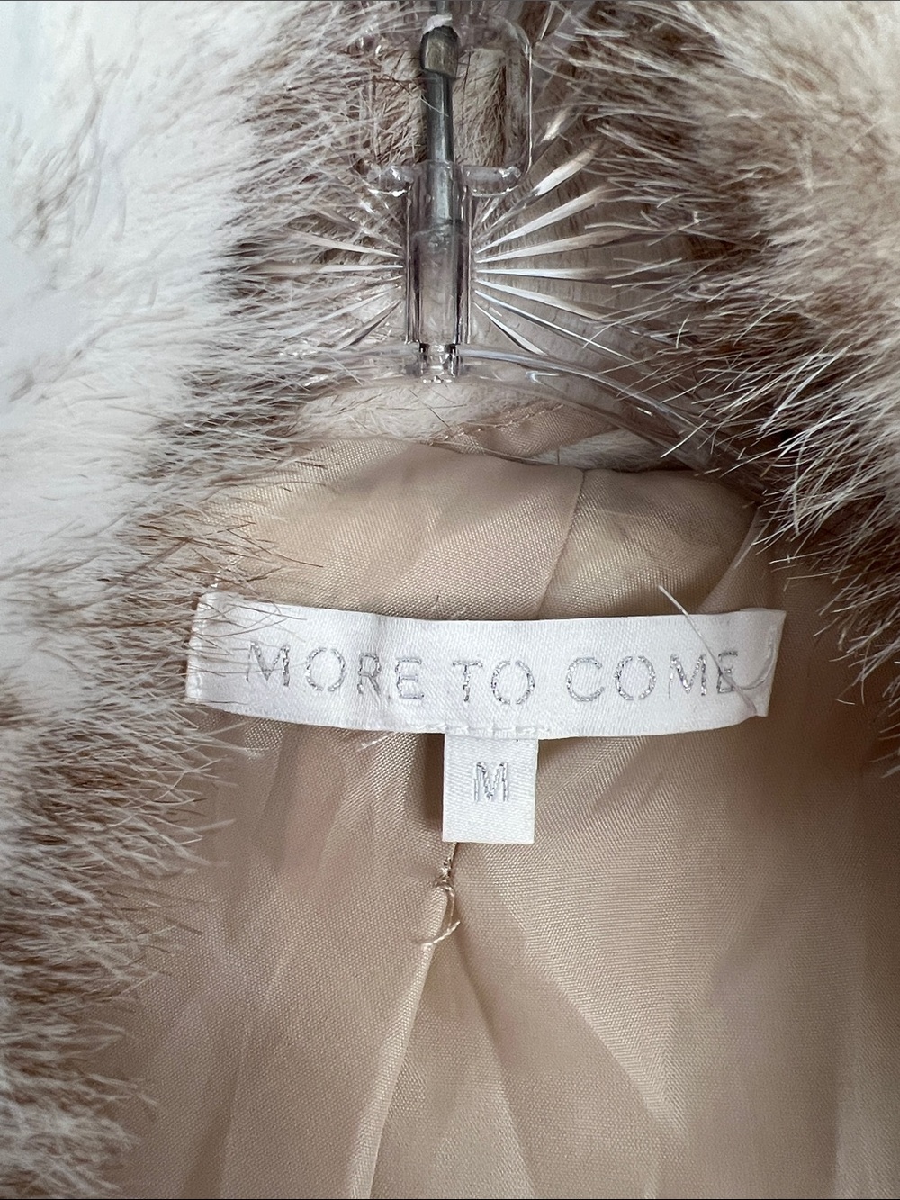 MORE TO COME X Emma Leger Carrie Faux Fur Coat medium - Picture 6 of 9